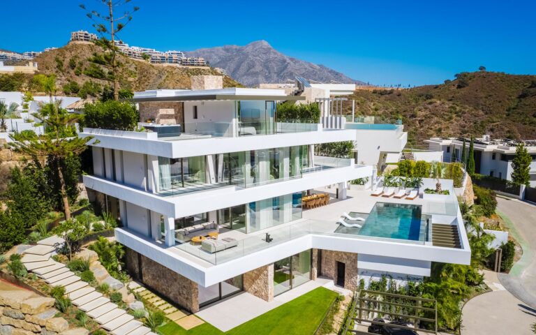 5200HFV | Villa in Benahavis – € 6,995,000 – 6 beds, 7 baths