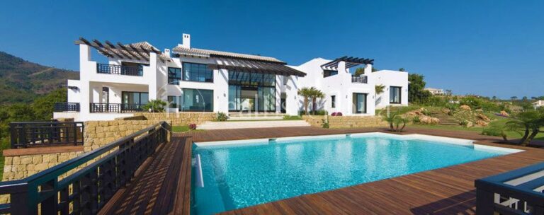 5240HFV | Villa in Benahavis – € 8,950,000 – 8 beds, 8 baths