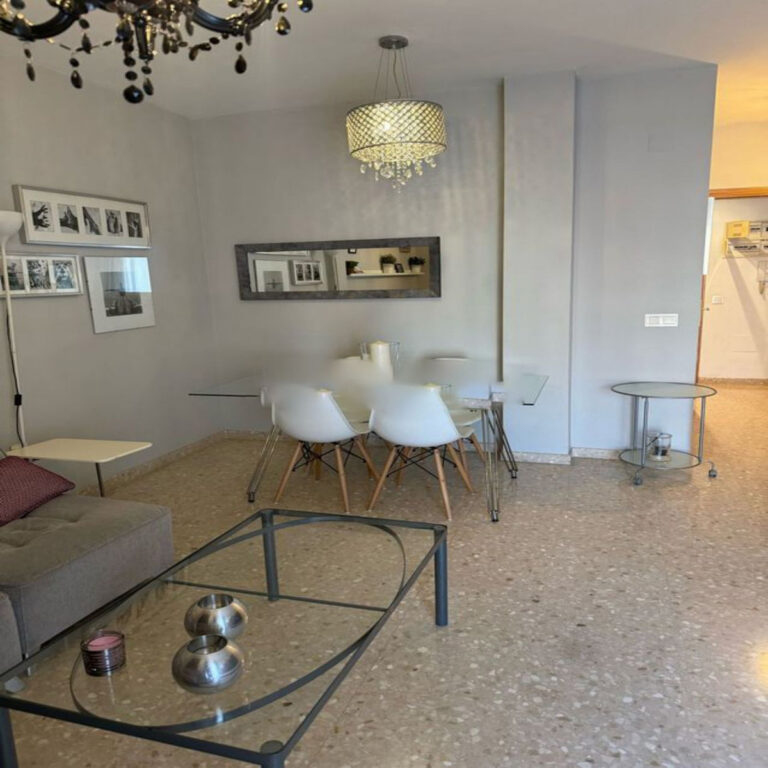 R4802866 | Middle Floor Apartment in Estepona – € 319,200 – 3 beds, 2 baths