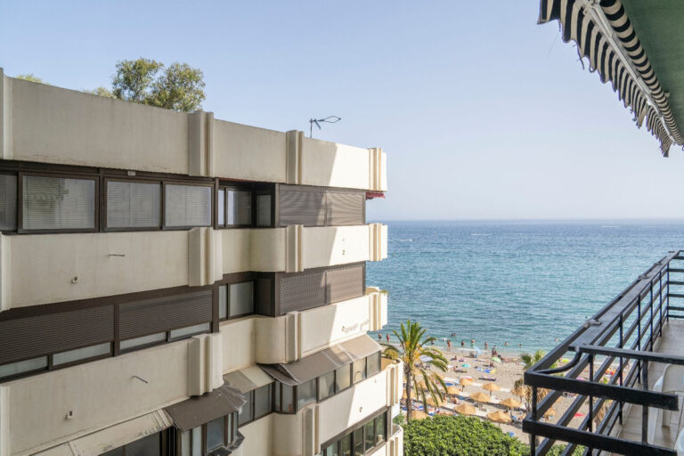 R4720975 | Middle Floor Apartment in Marbella – € 420,000 – 1 beds, 1 baths