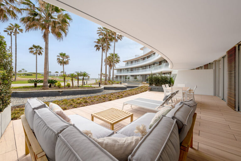 R4326967 | Ground Floor Apartment in Estepona – € 995,000 – 3 beds, 2 baths