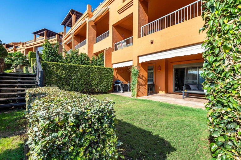 R4853938 | Ground Floor Apartment in Benahavís – € 445,000 – 2 beds, 2 baths