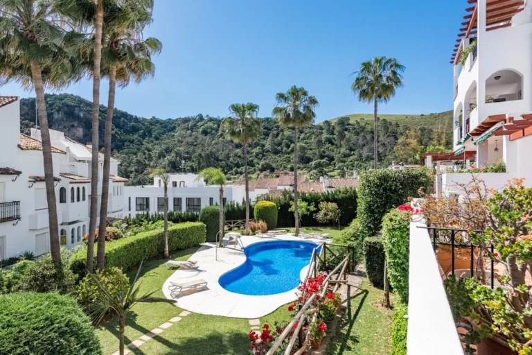 R5032303 | Ground Floor Apartment in Benahavís – € 495,000 – 3 beds, 2 baths