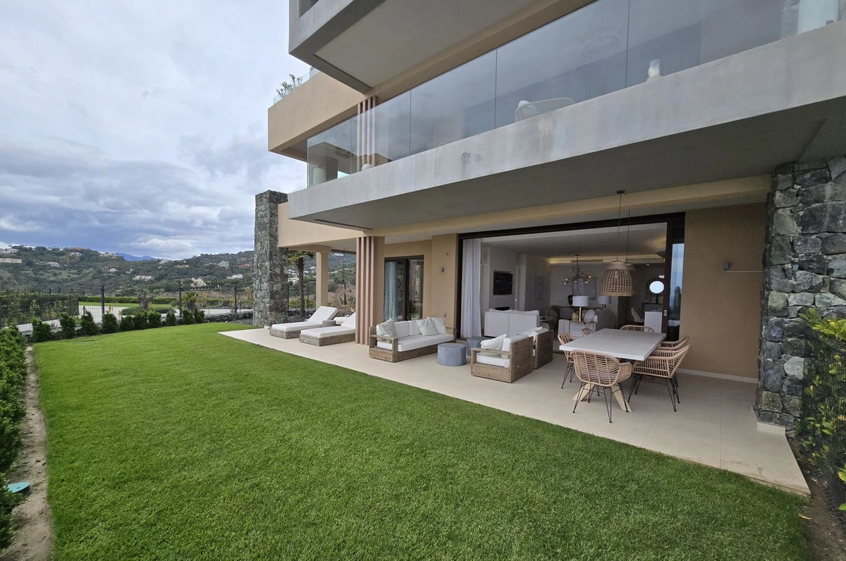 2-5bd7b9d04b45e33852eaf0ec6670150d