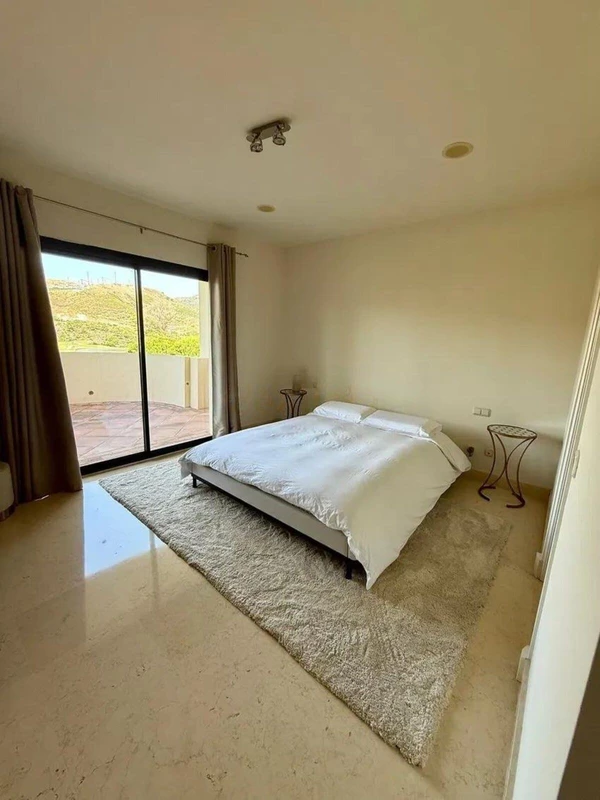 9-467d0cee5b725f3ef65f102a0c2e69c0