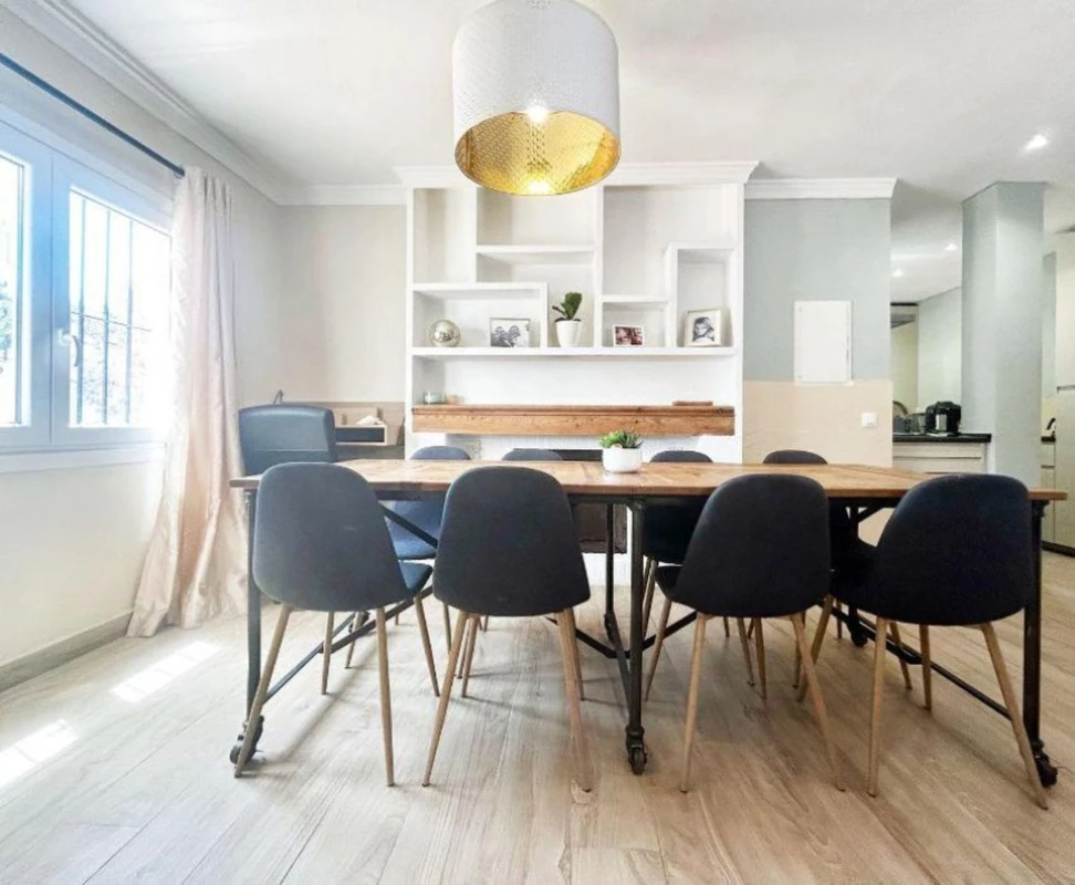 2-5bd7b9d04b45e33852eaf0ec6670150d