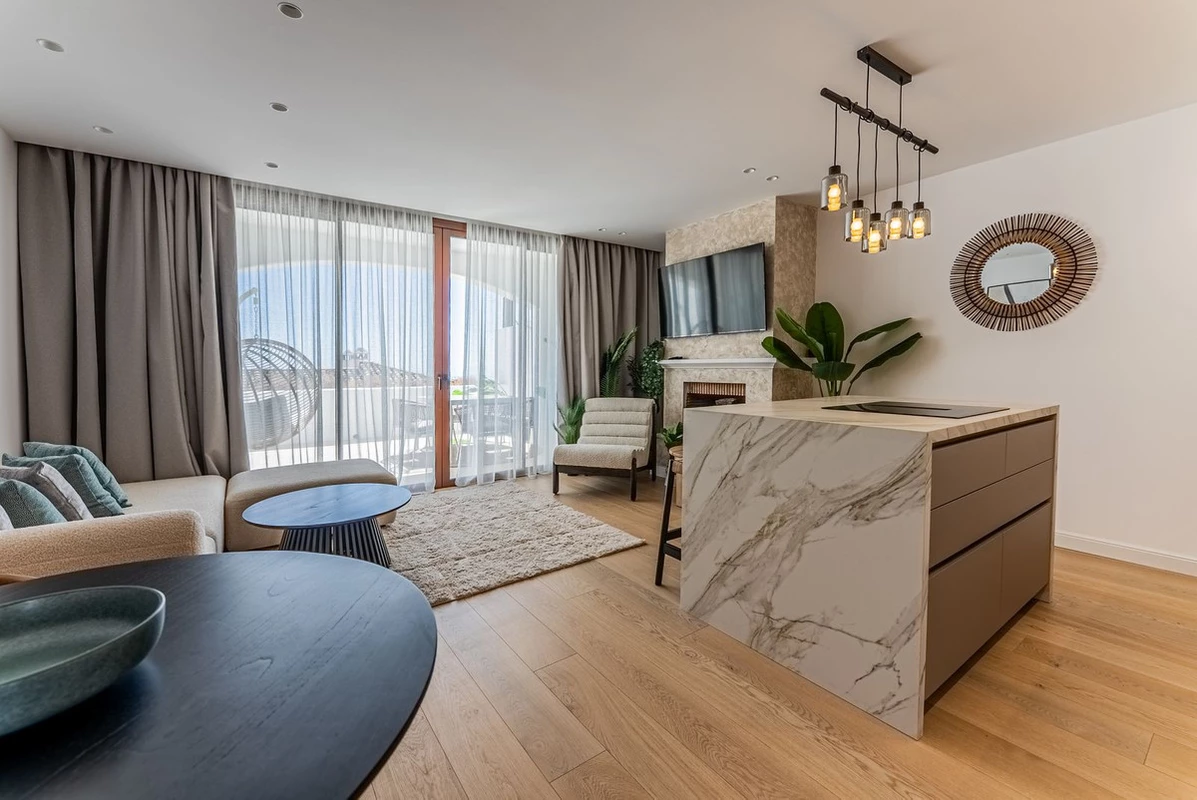 6-241328e1bcc9c0d8ce1222beb6c967a8