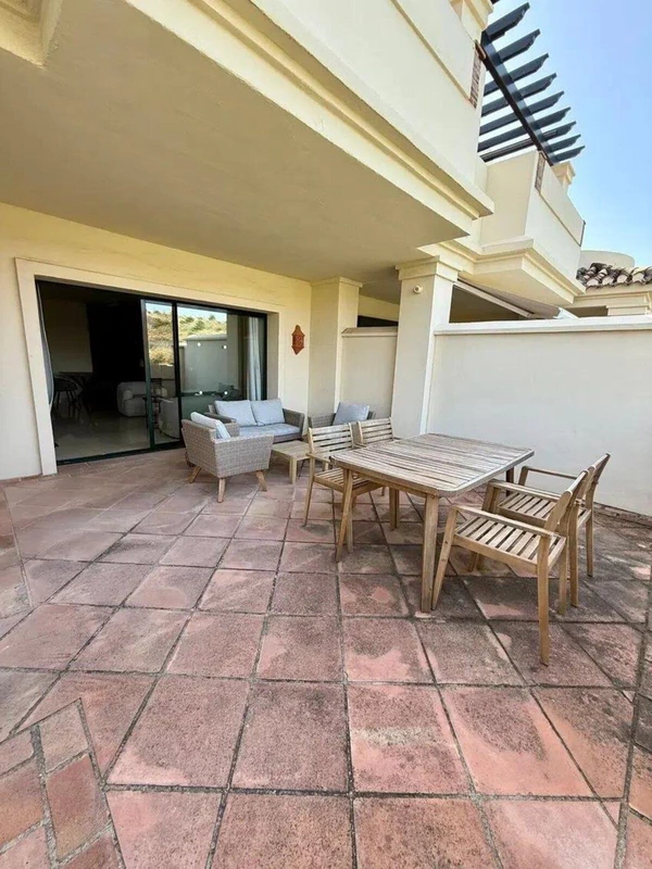 8-e64a9055bba3e77ac8aca3b893cdf826