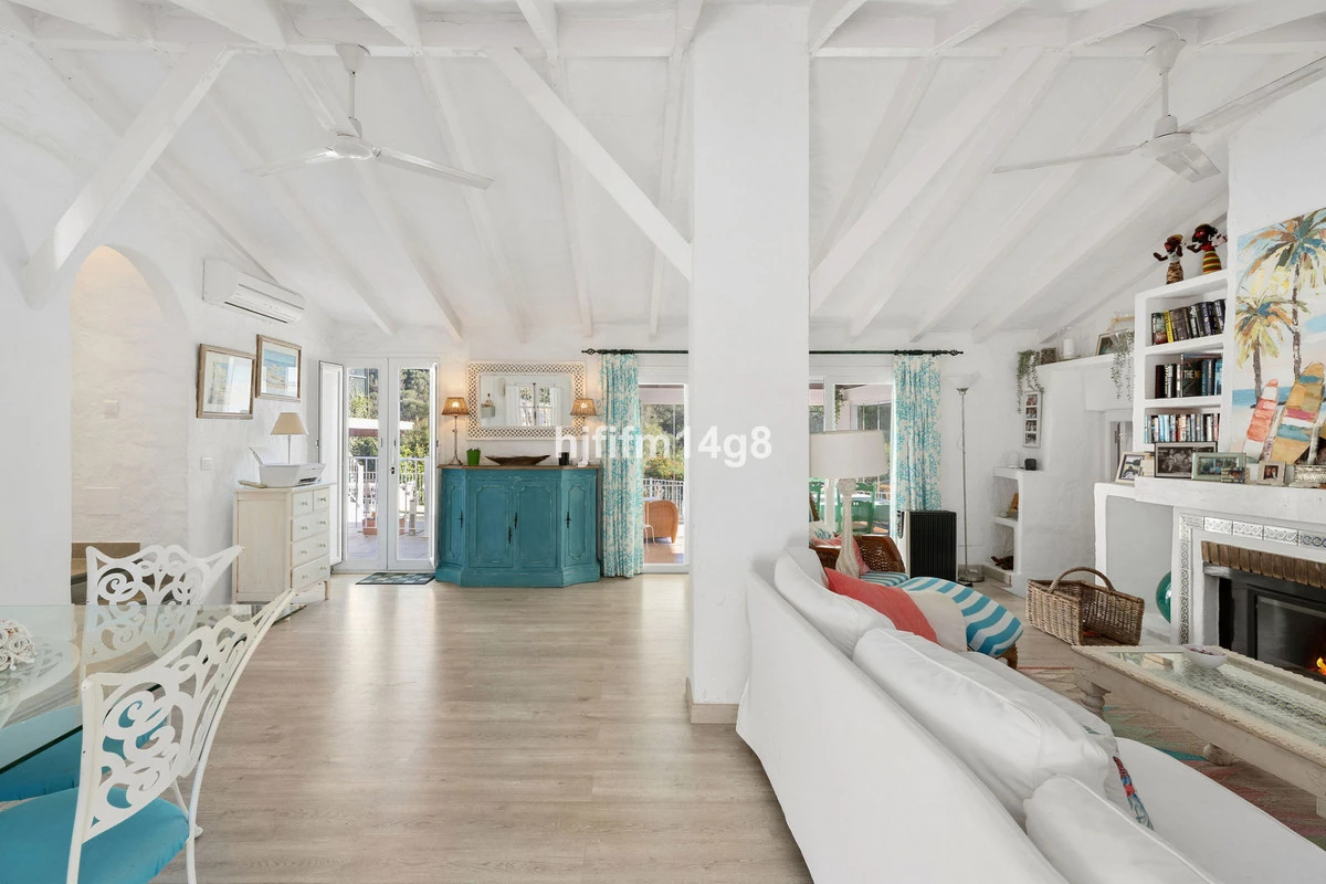 6-241328e1bcc9c0d8ce1222beb6c967a8