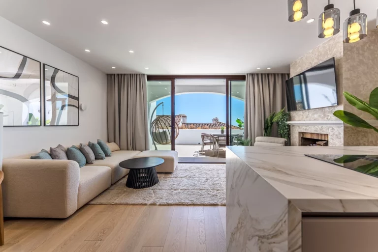 R5039860 | Townhouse in Benahavís – € 670,000 – 3 beds, 3 baths