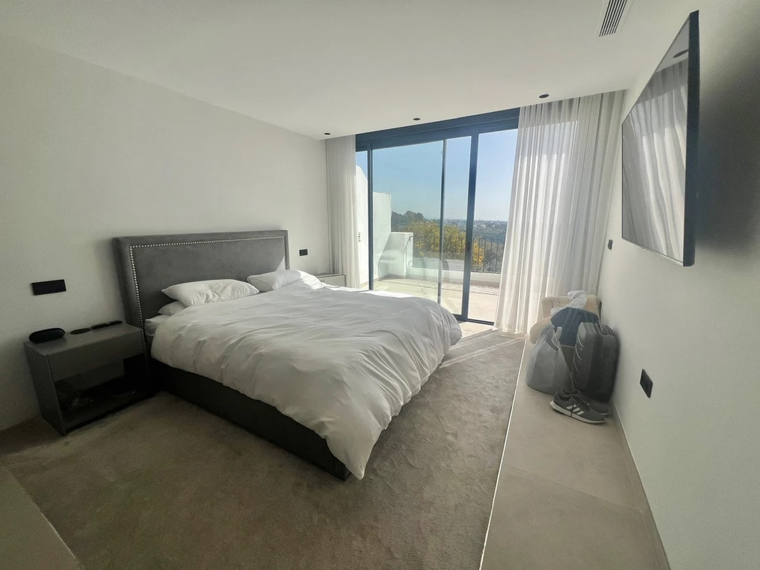 8-e64a9055bba3e77ac8aca3b893cdf826