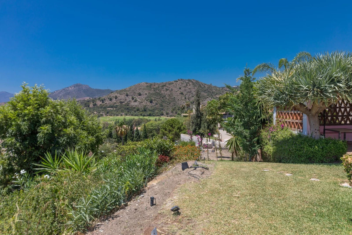 7-aa4cc561180b369757c0bb4af9886cd3