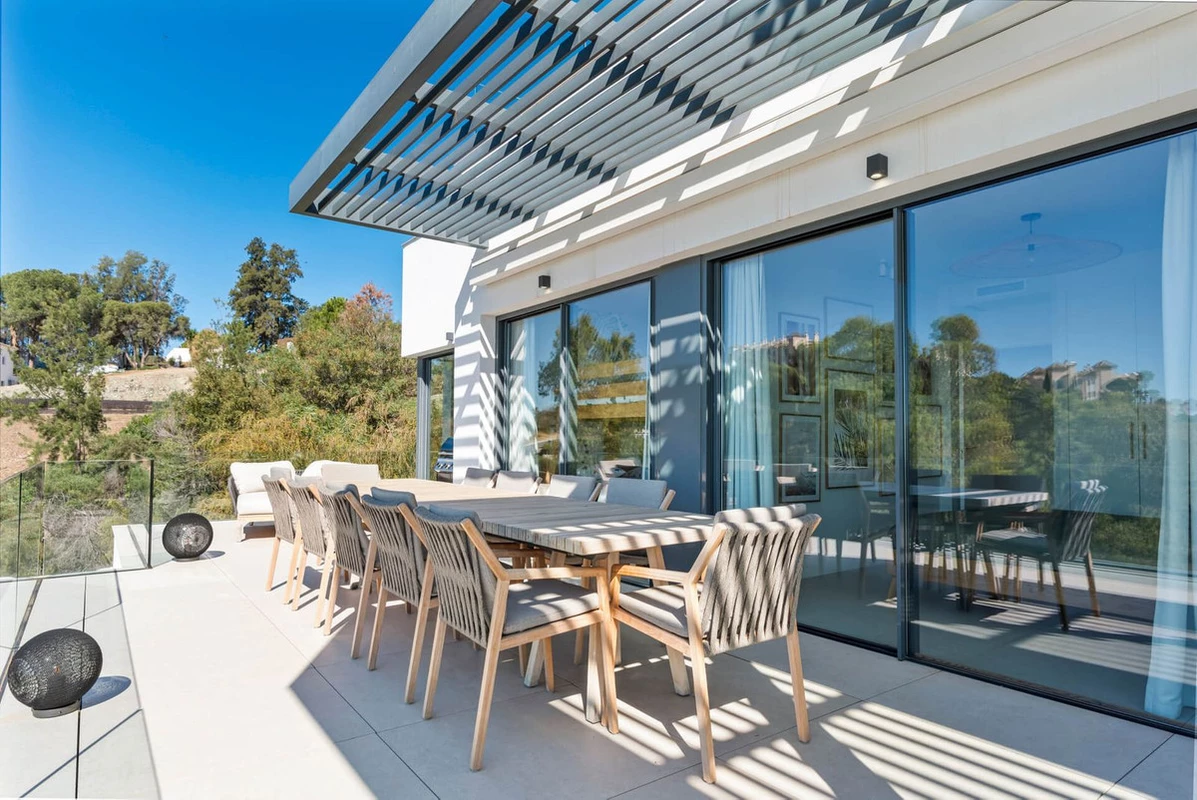 8-e64a9055bba3e77ac8aca3b893cdf826