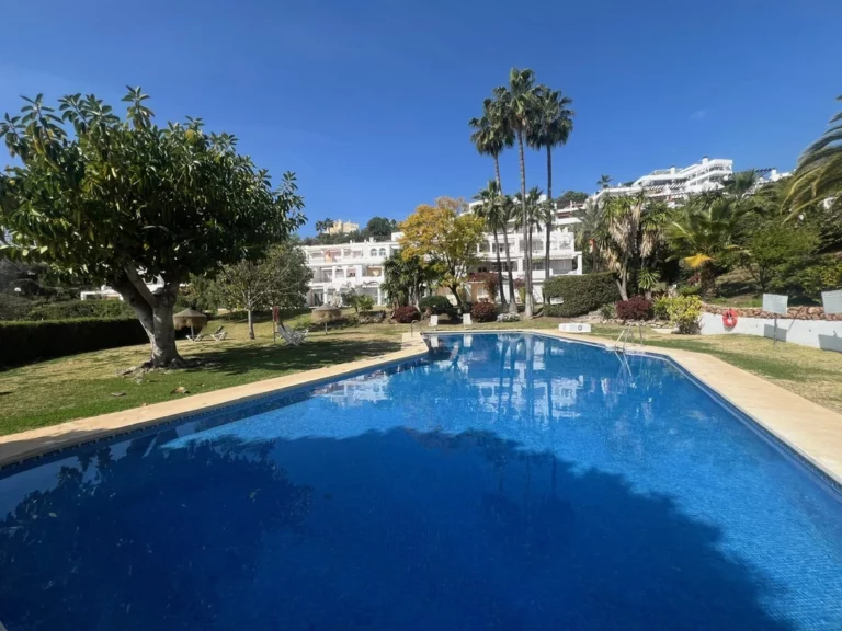 R4675783 | Townhouse in Benahavís – € 1,495,000 – 4 beds, 4.5 baths
