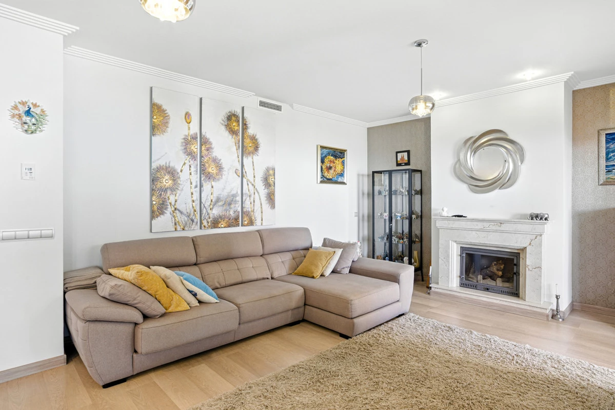 3-e898b2bb2a2fdfd06d2c39894dce8316