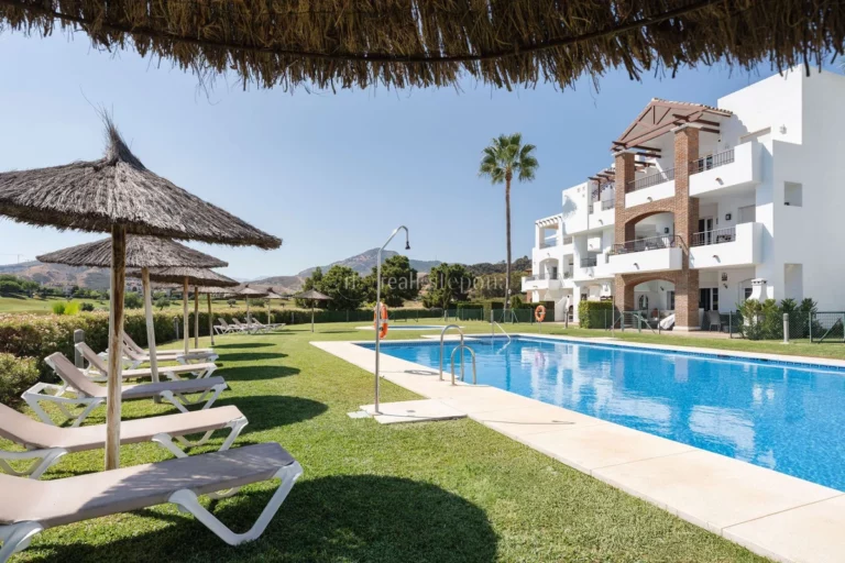 EPK-01681 | Penthouse in Benahavis – € 829,000 – 3 beds, 2 baths