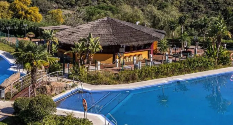 R5158102 | Middle Floor Apartment in Benahavís – € 310,000 – 1 beds, 1 baths