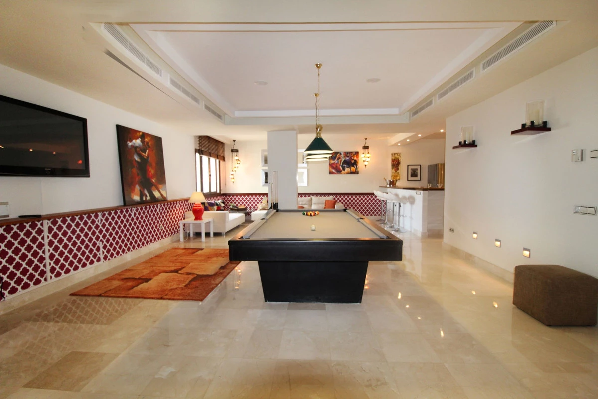 8-e64a9055bba3e77ac8aca3b893cdf826