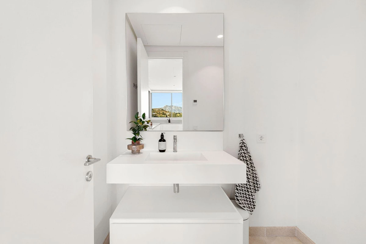 9-467d0cee5b725f3ef65f102a0c2e69c0