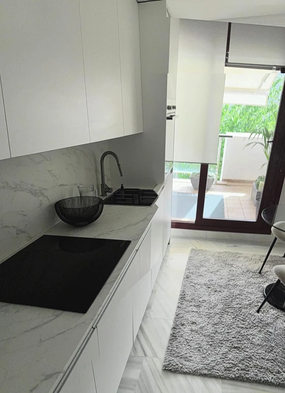 8-e64a9055bba3e77ac8aca3b893cdf826