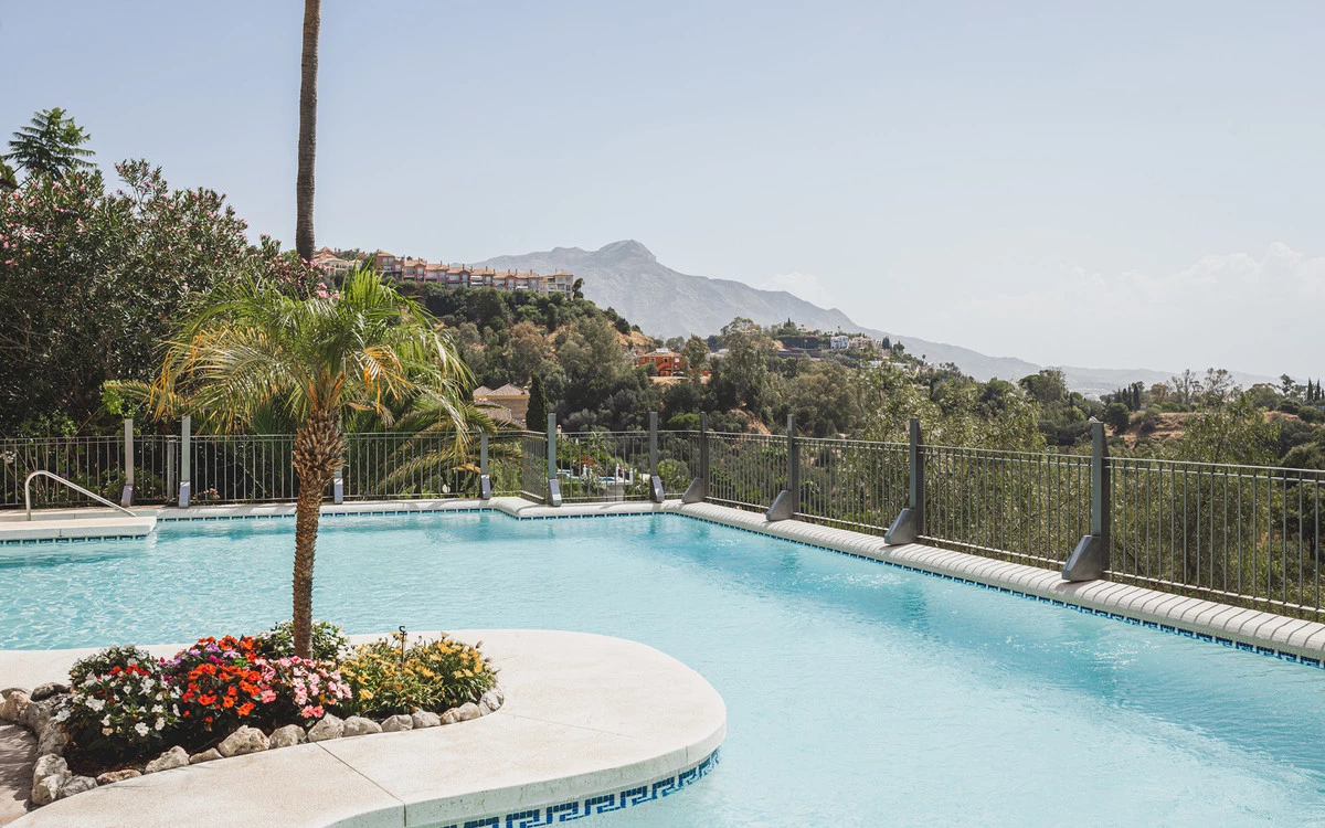 2-5bd7b9d04b45e33852eaf0ec6670150d