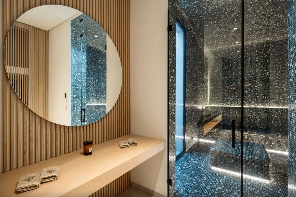 9-467d0cee5b725f3ef65f102a0c2e69c0