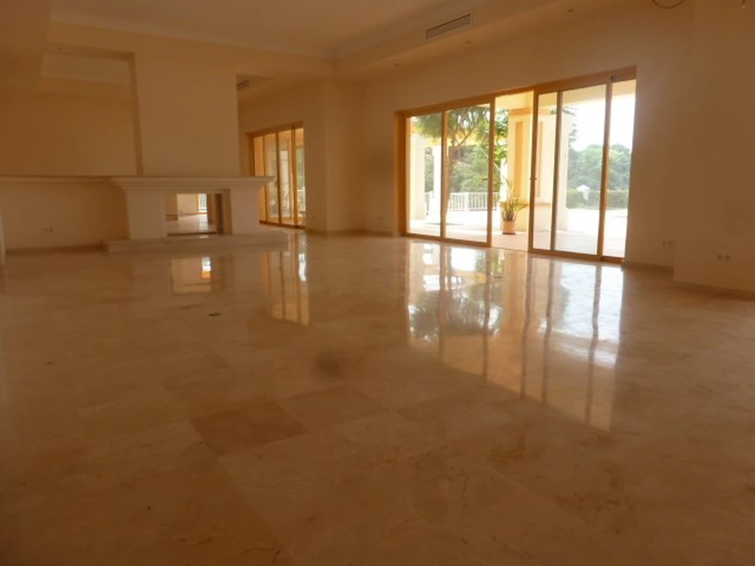 8-e64a9055bba3e77ac8aca3b893cdf826