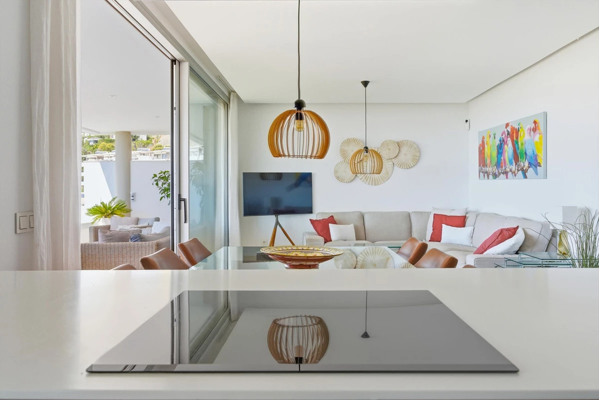 8-e64a9055bba3e77ac8aca3b893cdf826