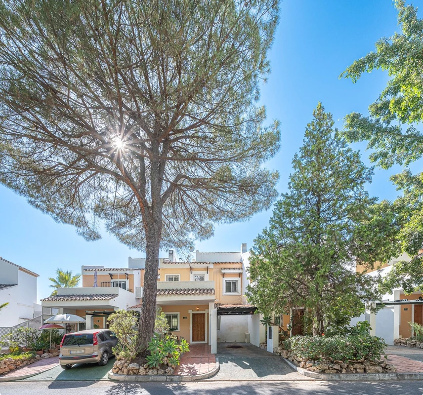 1-7980e48d732b6fc85c14b43b94d2aa54