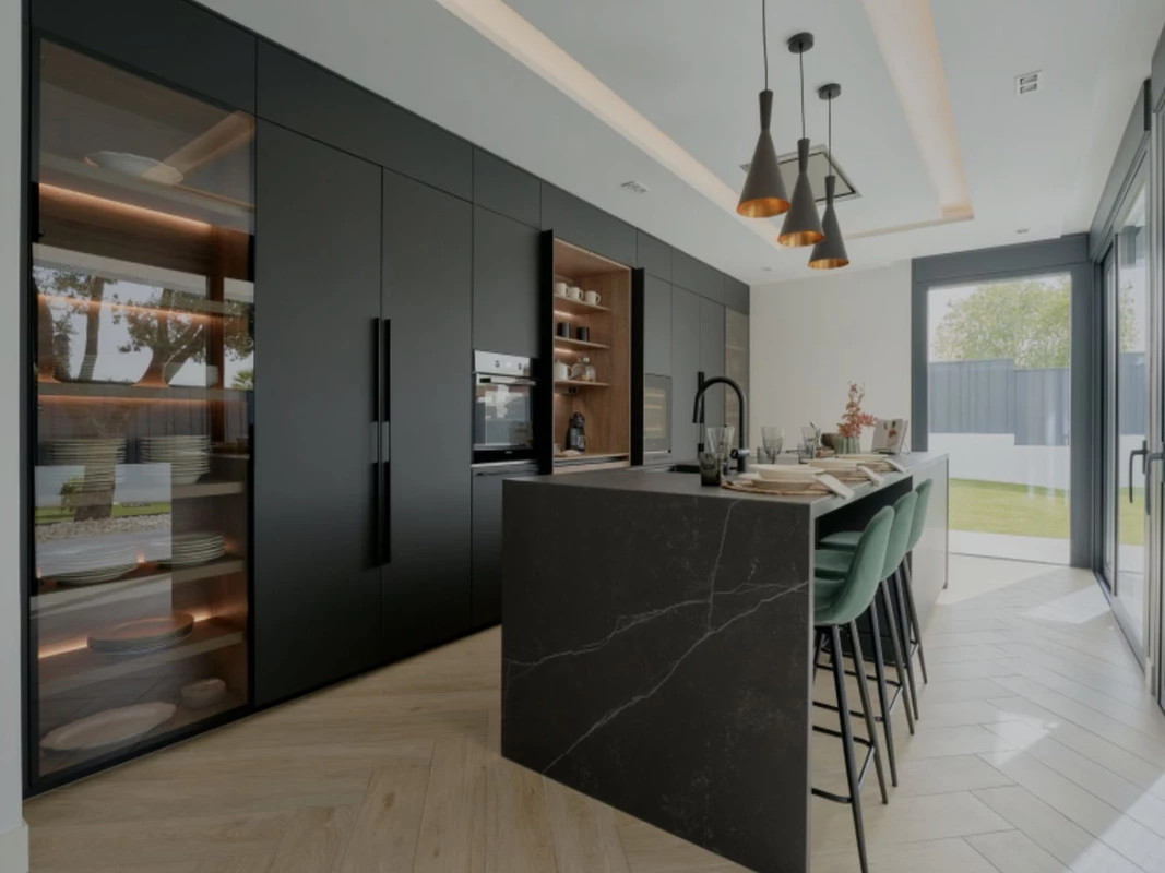 2-5bd7b9d04b45e33852eaf0ec6670150d