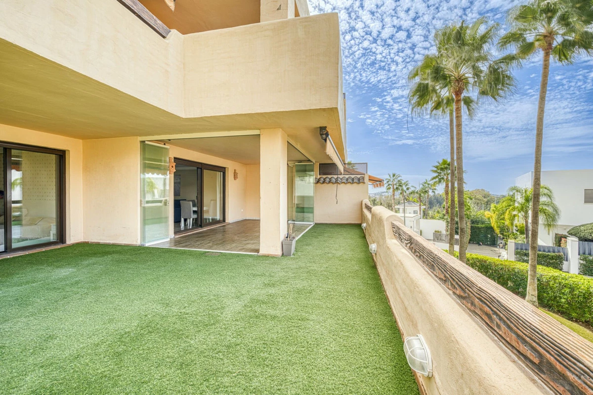 2-5bd7b9d04b45e33852eaf0ec6670150d