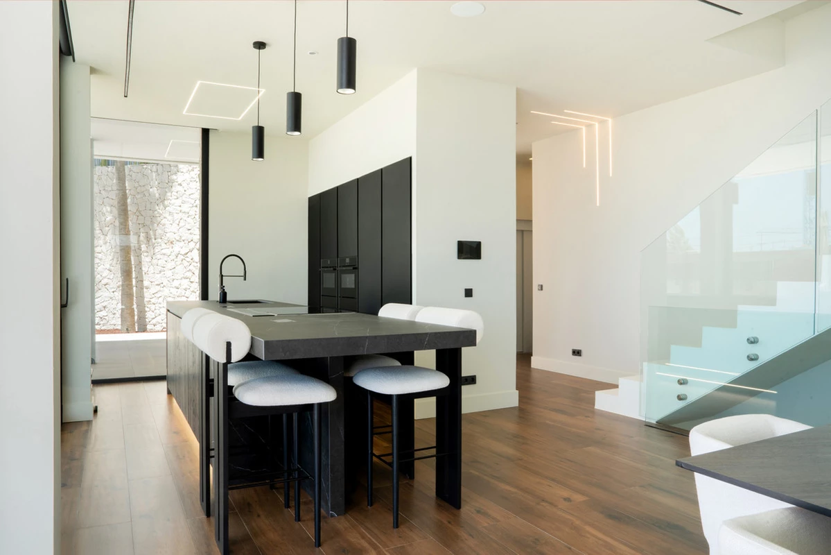 4-c23c0f86247804fa50226aecd8b0b2c8