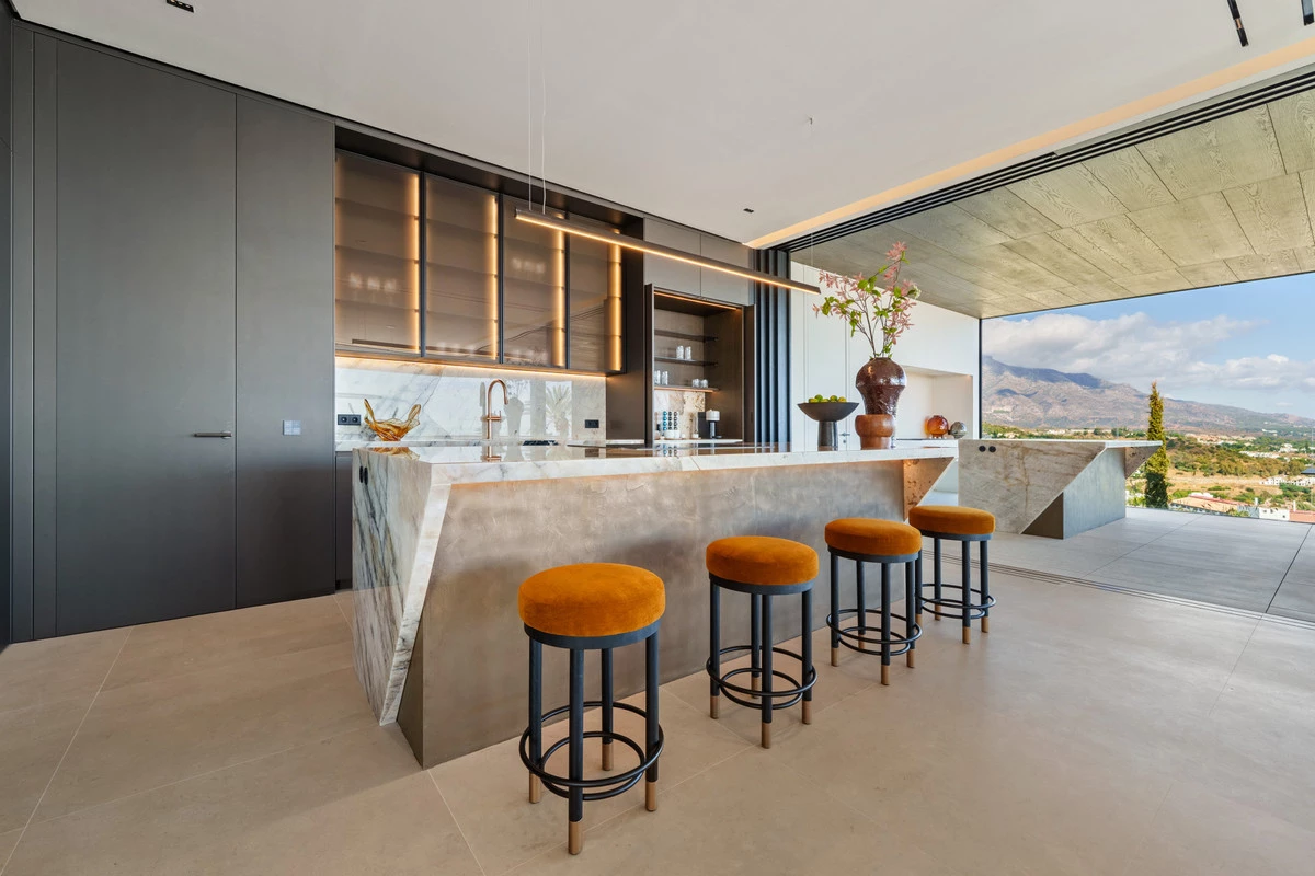 7-aa4cc561180b369757c0bb4af9886cd3