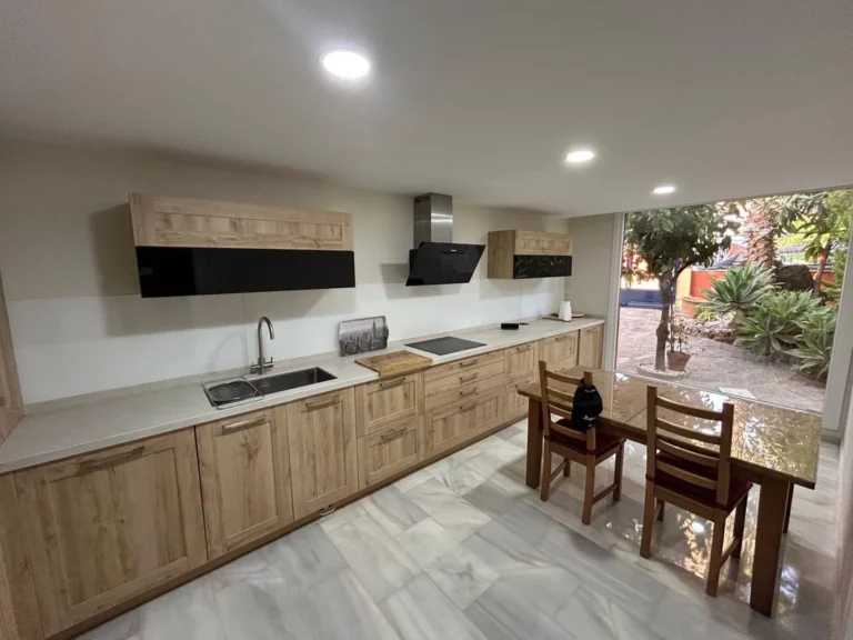 R5201839 | Semi-Detached House in Benahavís – € 700,000 – 4 beds, 3 baths