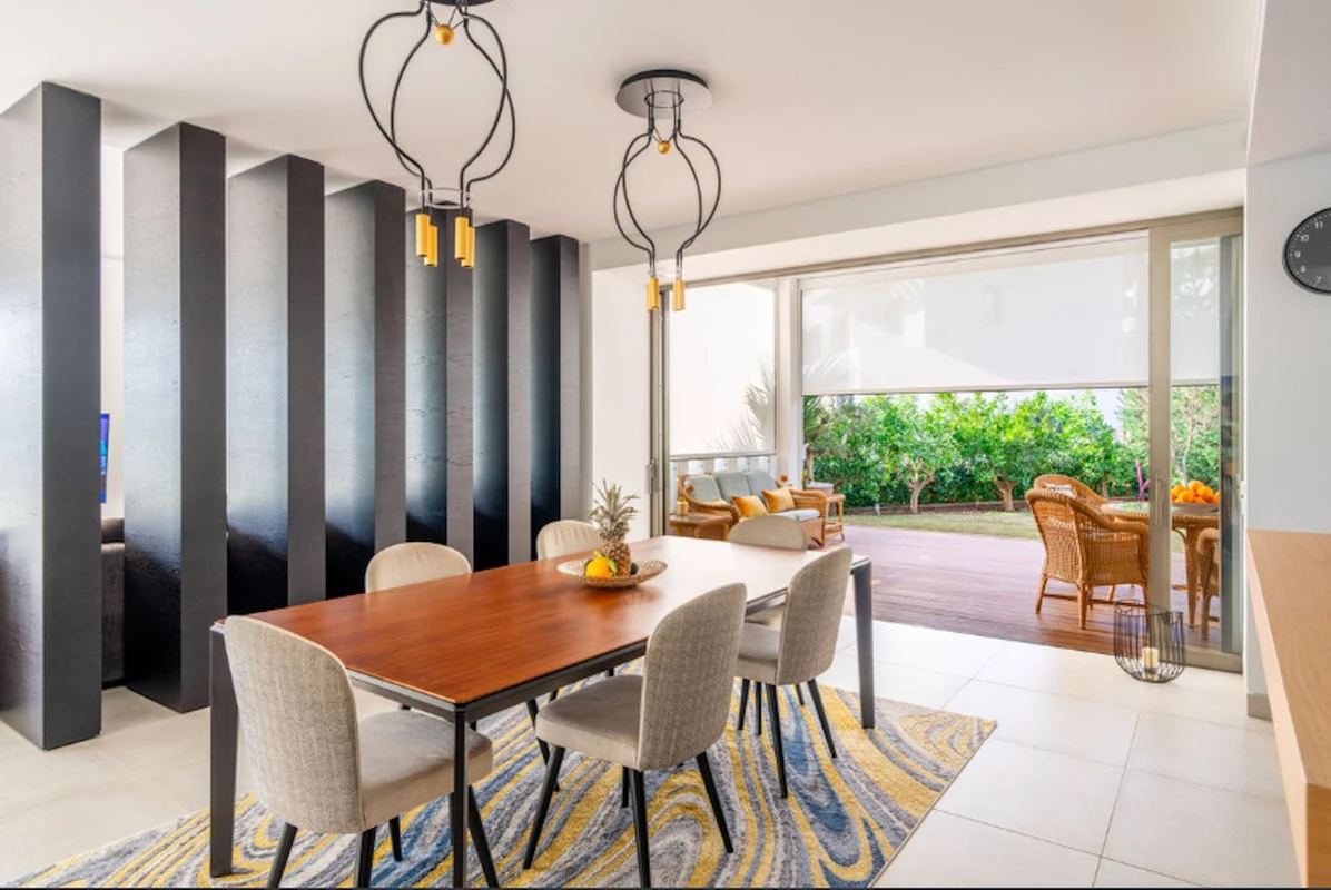 8-e64a9055bba3e77ac8aca3b893cdf826