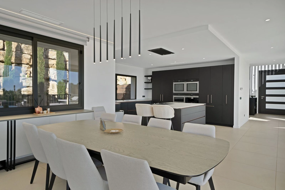 9-467d0cee5b725f3ef65f102a0c2e69c0