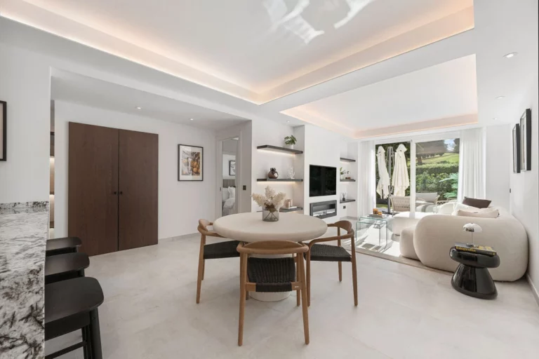 R5200327 | Middle Floor Apartment in Benahavís – € 695,000 – 3 beds, 2 baths