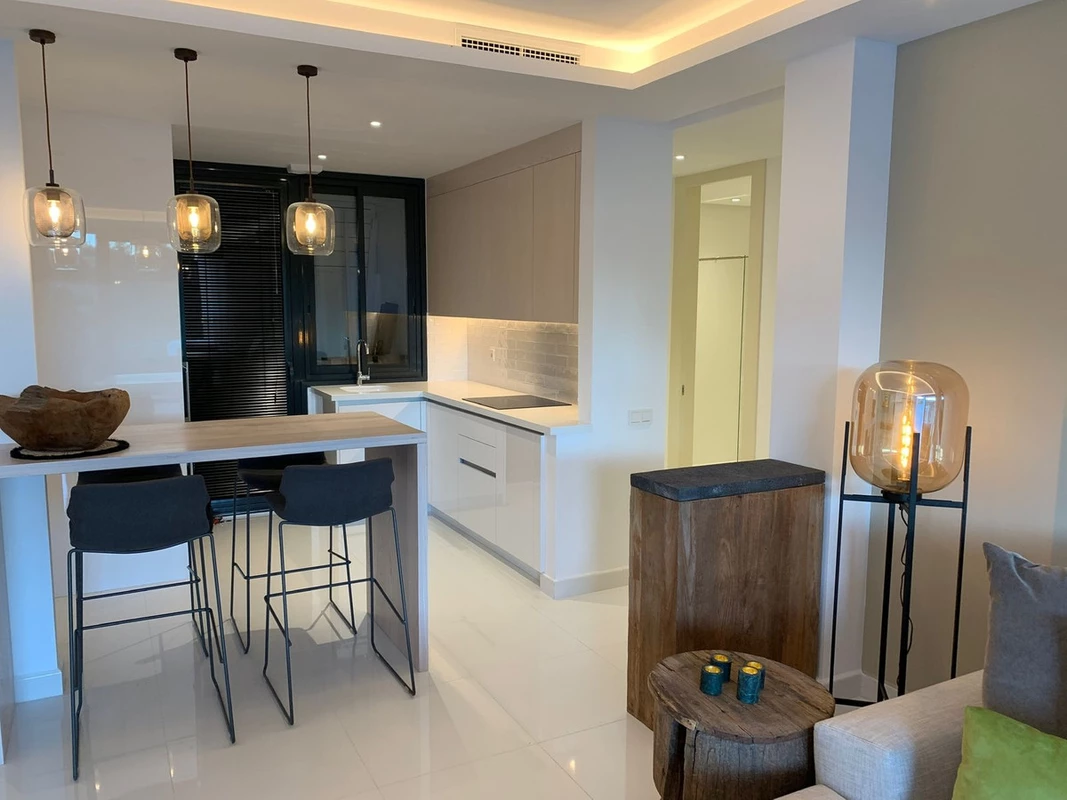 7-aa4cc561180b369757c0bb4af9886cd3