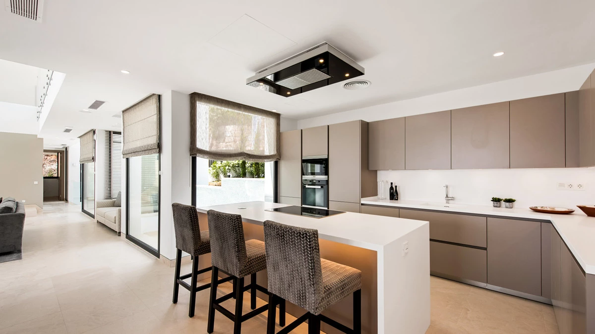 7-aa4cc561180b369757c0bb4af9886cd3