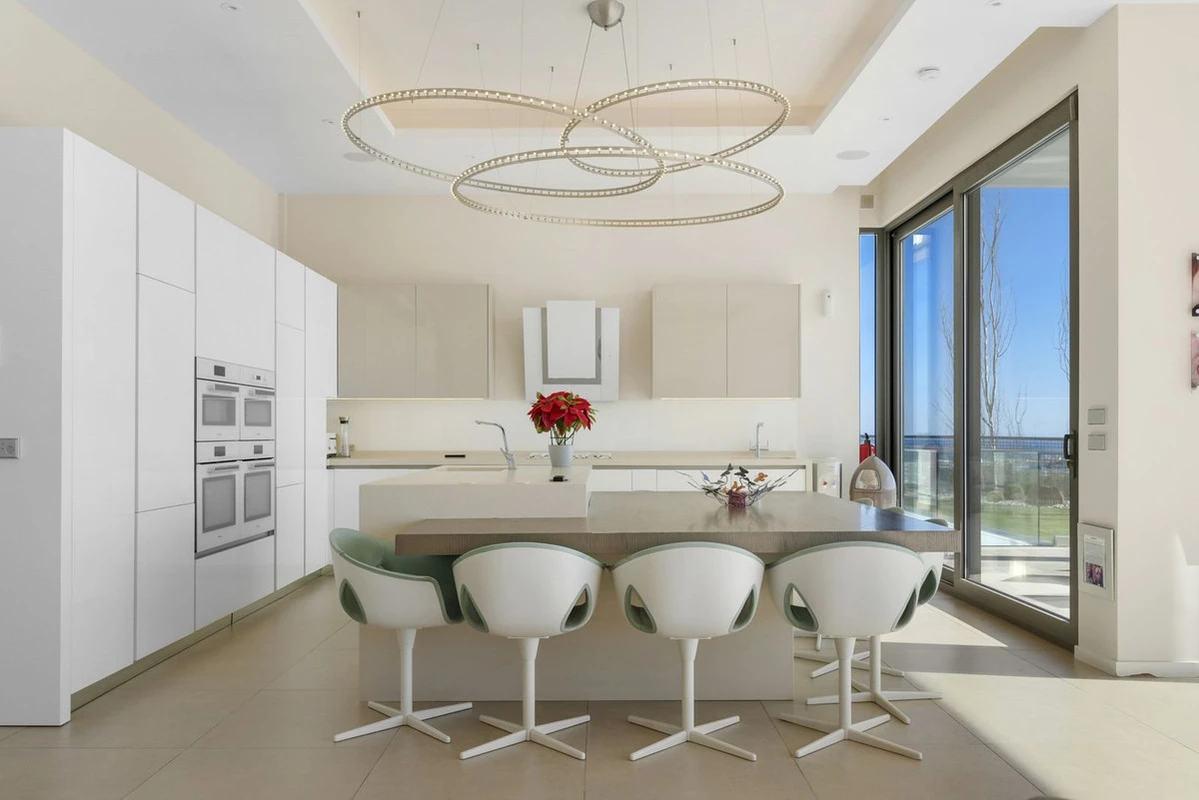 6-241328e1bcc9c0d8ce1222beb6c967a8