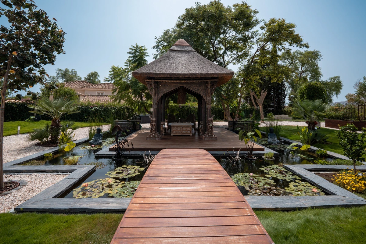 2-5bd7b9d04b45e33852eaf0ec6670150d