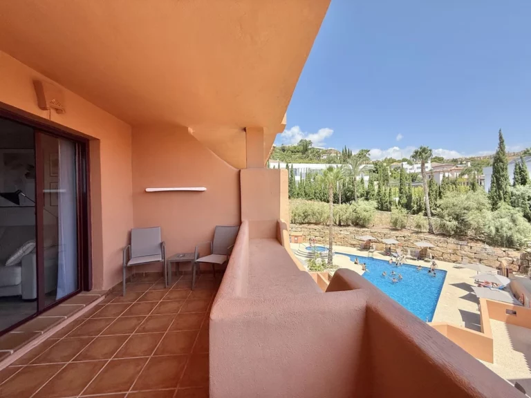 R5112307 | Ground Floor Apartment in Benahavís – € 299,000 – 2 beds, 2 baths