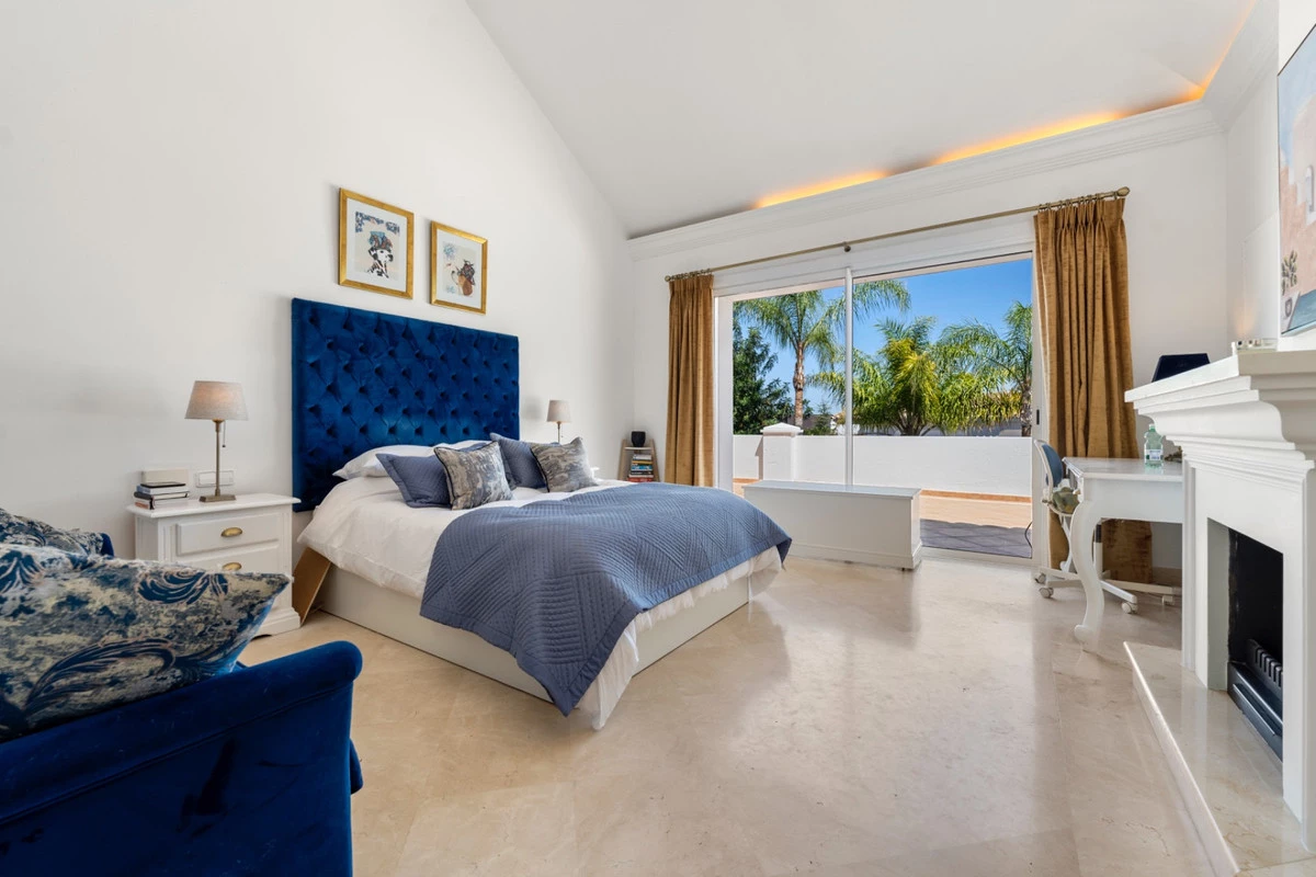 9-467d0cee5b725f3ef65f102a0c2e69c0