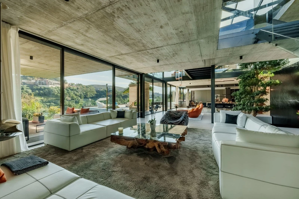 7-aa4cc561180b369757c0bb4af9886cd3