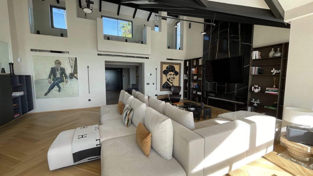 8-e64a9055bba3e77ac8aca3b893cdf826