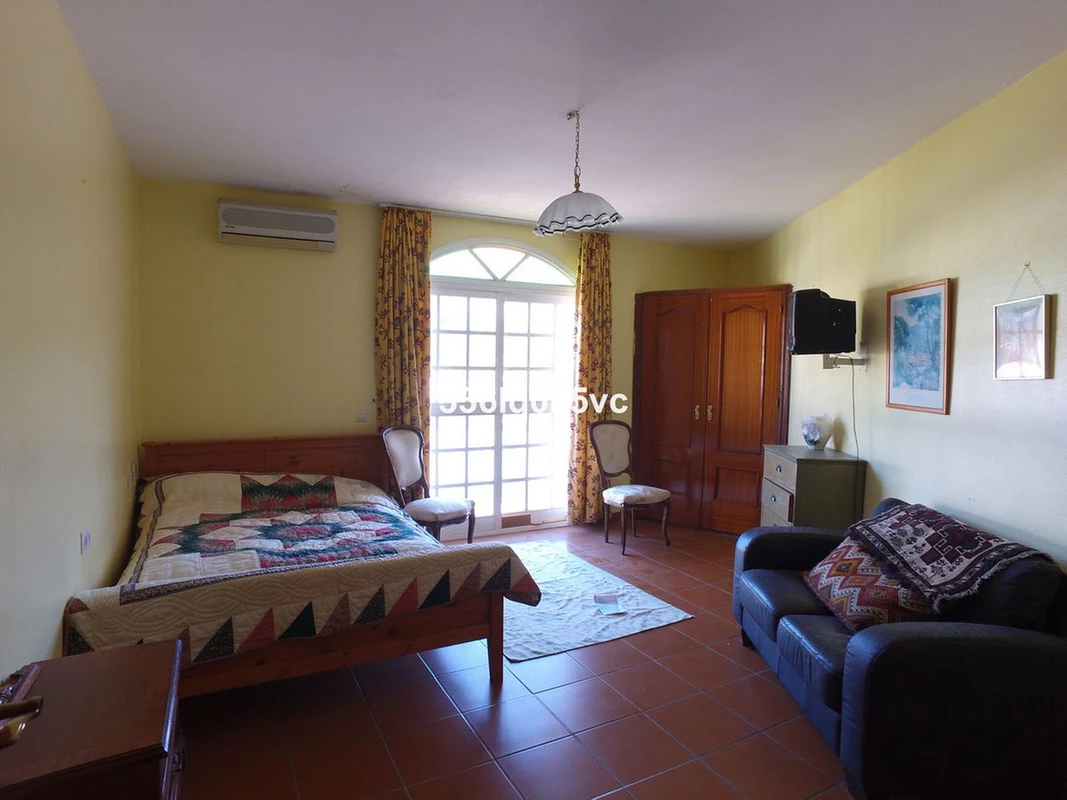 9-467d0cee5b725f3ef65f102a0c2e69c0