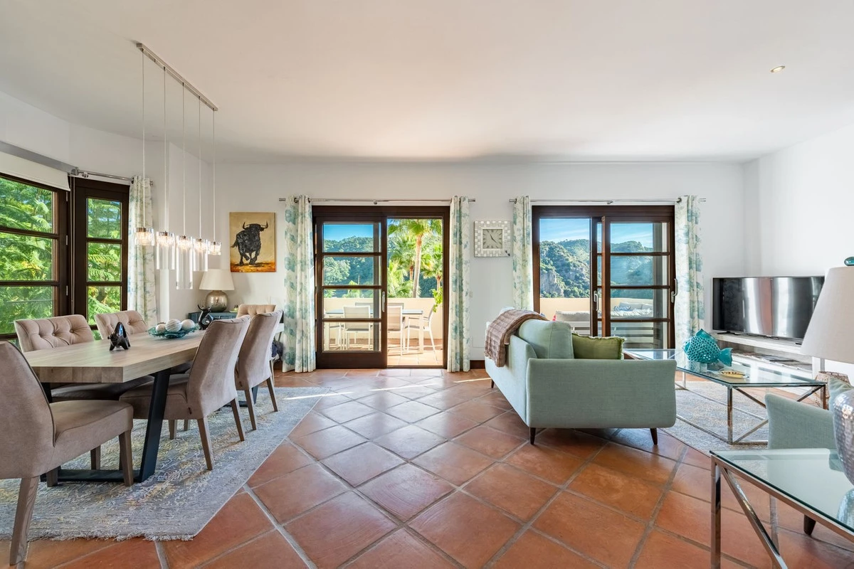 3-e898b2bb2a2fdfd06d2c39894dce8316