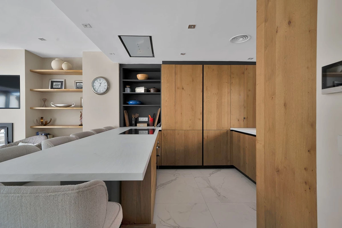 8-e64a9055bba3e77ac8aca3b893cdf826