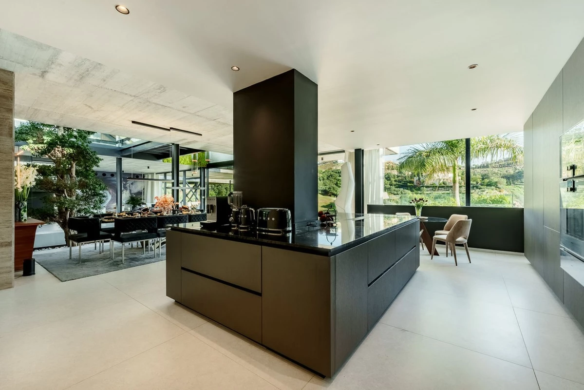 9-467d0cee5b725f3ef65f102a0c2e69c0