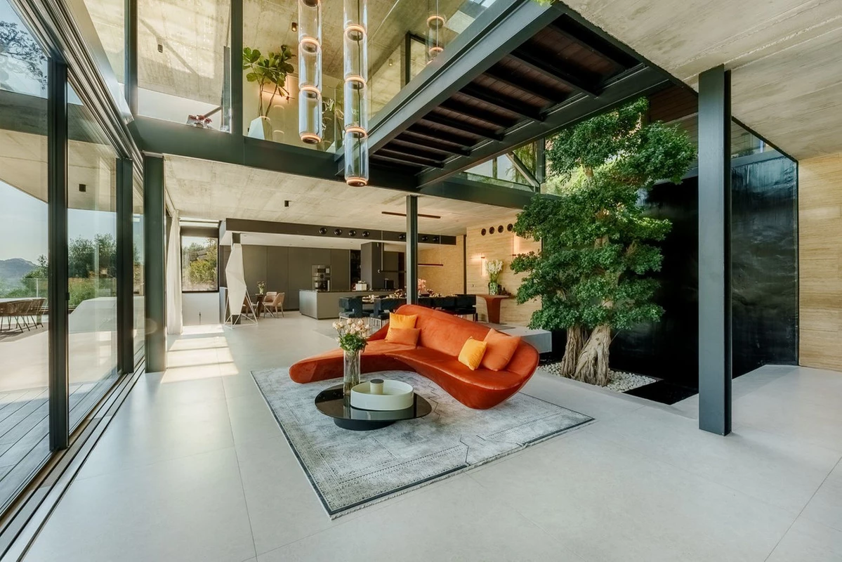 2-5bd7b9d04b45e33852eaf0ec6670150d